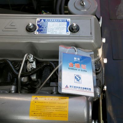 Triple Free Mast Forklift Trucks with Mitsubishi S4s Isuzu Engine and 3.5ton Capacity