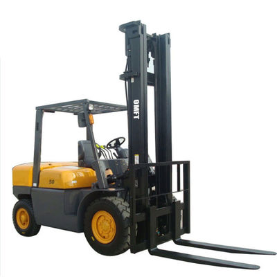5ton Diesel Forklift Truck with Chinese or Japanese Engine and Steel-Rubber Fork