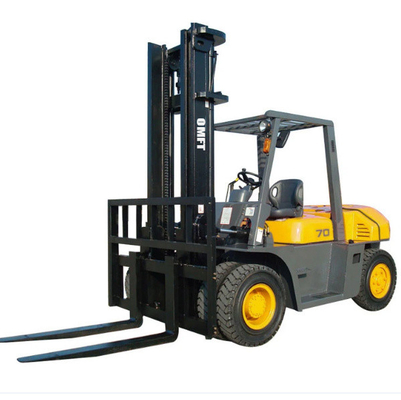 6m Lifting Height 6ton Diesel Forklift Truck with Steel Rubber Tires and CPCD60 Model