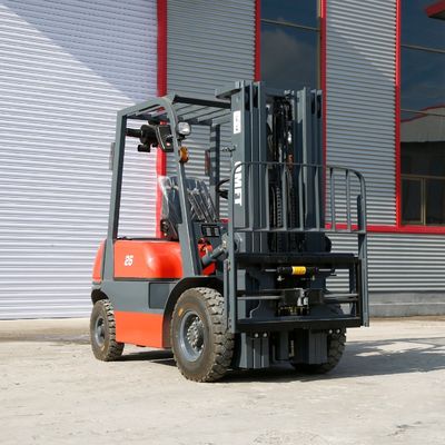 2.5 Ton Diesel Forklift Truck with Ce ISO SGS Certification Tyre Pneumatic or Solid