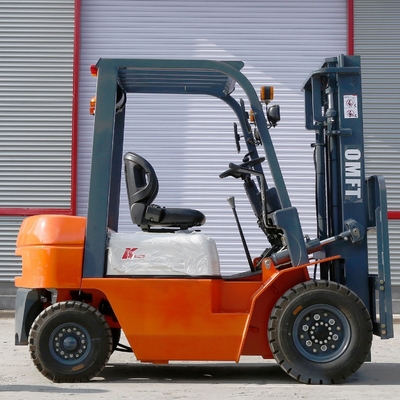 Ce ISO SGS Certified 2.5t Diesel Forklift Truck with Lifting Height 3000mm-7000mm