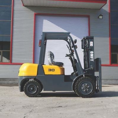 Japanese Isuzu C240 Engine 3 Ton Forklift with 6m Max Lifting Height and 2-Stage Mast