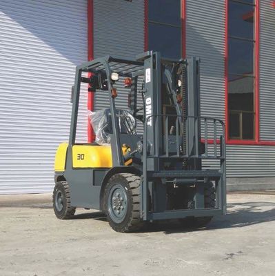 Japanese Isuzu C240 Engine 3 Ton Forklift with 6m Max Lifting Height and 2-Stage Mast