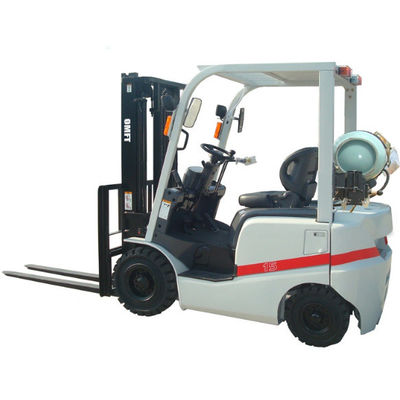 1.5t-4t Gasoline/LPG Engine Forklift Truck with Nissan K21/K25 Engine and 3m-6m Mast