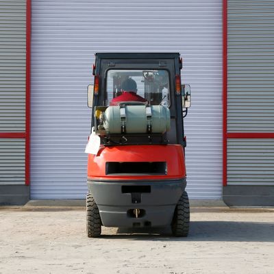 Pneumatic or Solid Tyre Gasoline Lp Gas LPG Forklifts with Lift Height 3000-7000mm