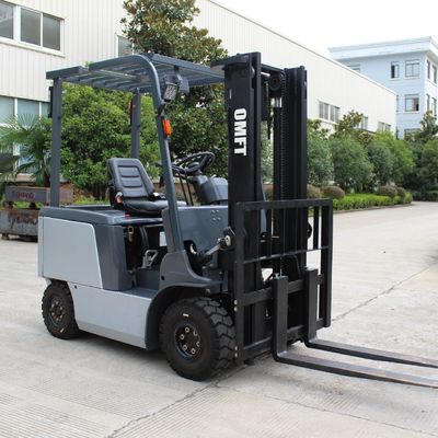 CPD25 2.5 T Electric Forklift Truck with 5.5m Mast Triplex and Free Lift