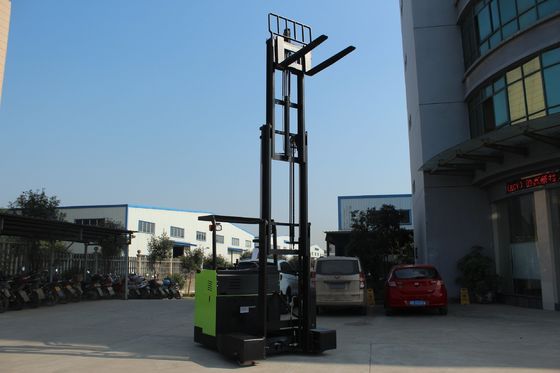 7/8km/H Travel Speed Electric Reach Truck for Timber 1.5t 2t 6m 7m 4 Way Battery Operated