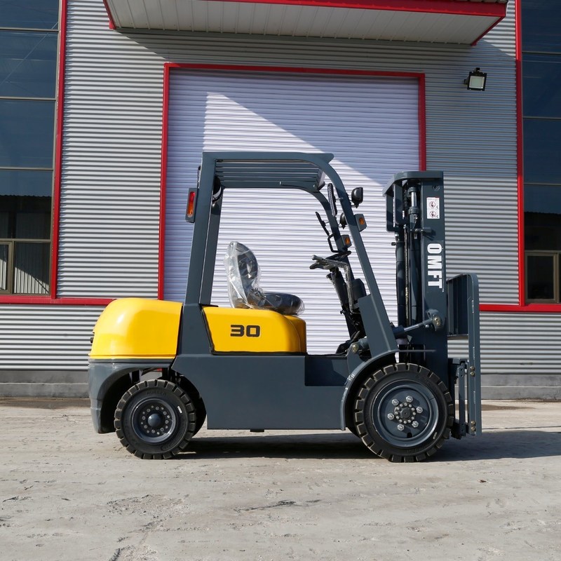 CPCD30 3ton 3000kg Diesel Forklift Truck with 4.5m 4500mm Mast Triplex and Free Lift